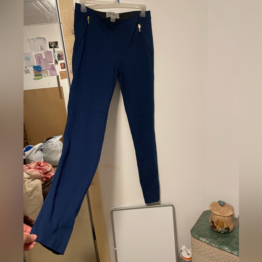 Stretch pants that look dressy and have zipper pockets